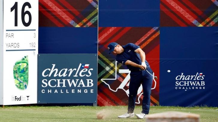 Jordan Spieth playing at the Charles Schwab in 2021